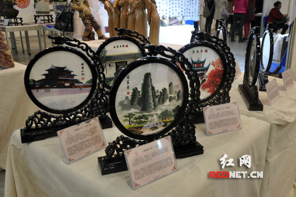 民間瑰寶閃耀星城，第五屆湖南省工藝美術(shù)品博覽會(huì)收藏?zé)岢庇縿?dòng)
